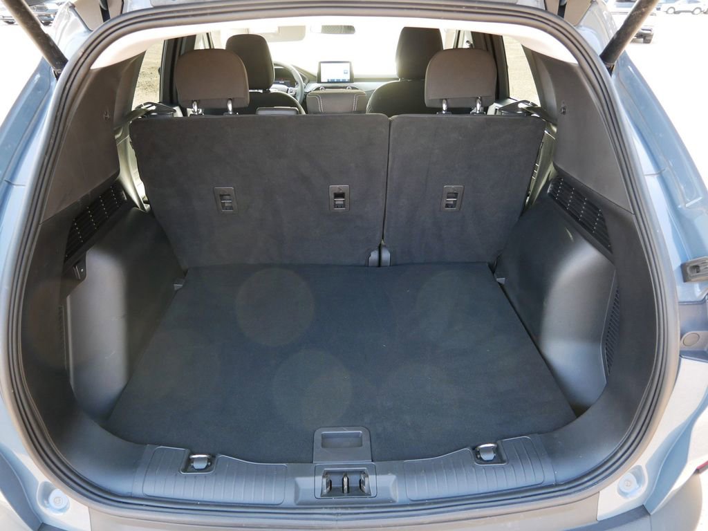 Certified 2023 Ford Escape Active AWD/4WD image 10