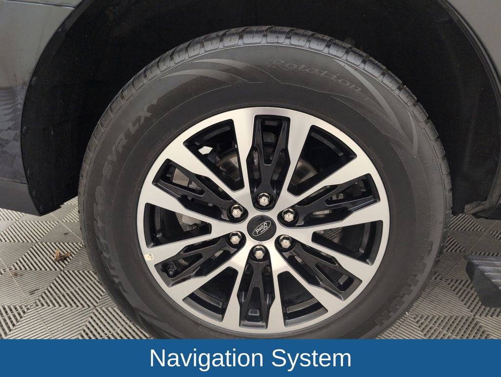 Certified 2025 Ford Expedition Platinum AWD/4WD image 19