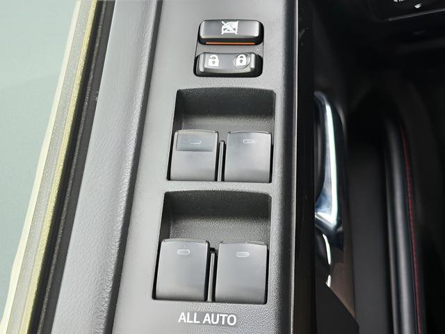 Used 2018 Toyota 4Runner TRD Off-Road Premium AWD/4WD image 7