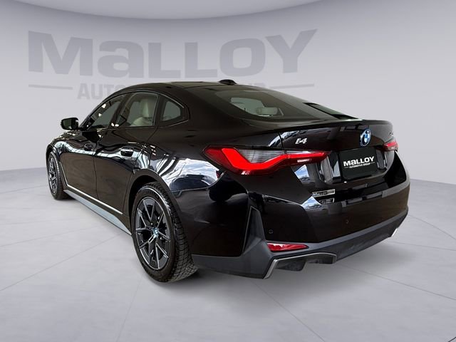Used 2023 BMW i4 eDrive35 RWD image 3