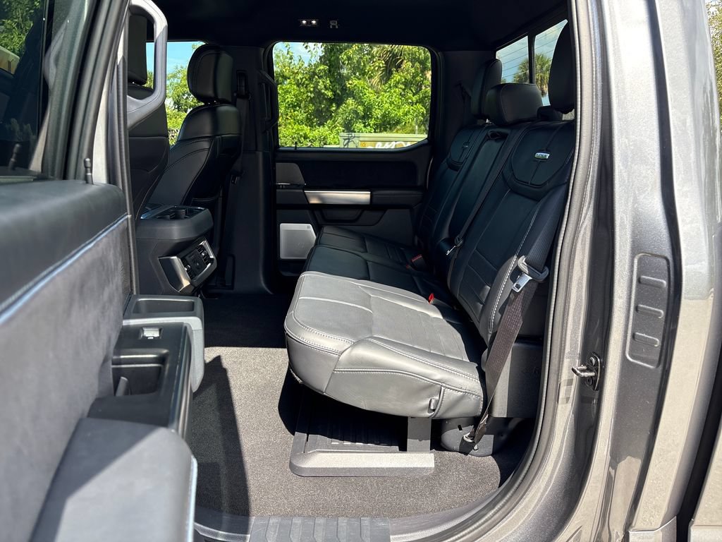 Certified 2025 Ford F250 Platinum w/ Tremor Off-Road Package AWD/4WD image 29