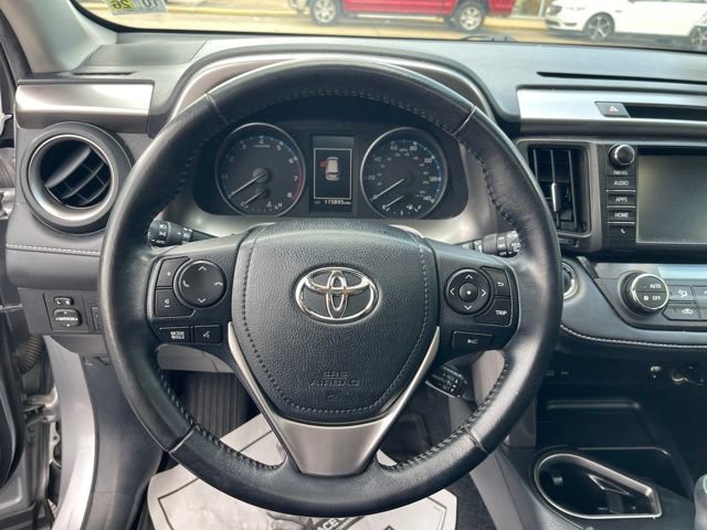 Used 2018 Toyota RAV4 XLE FWD image 24