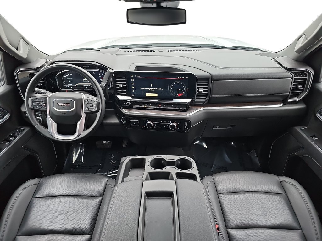 Used 2025 GMC Sierra 1500 SLT AWD/4WD image 9