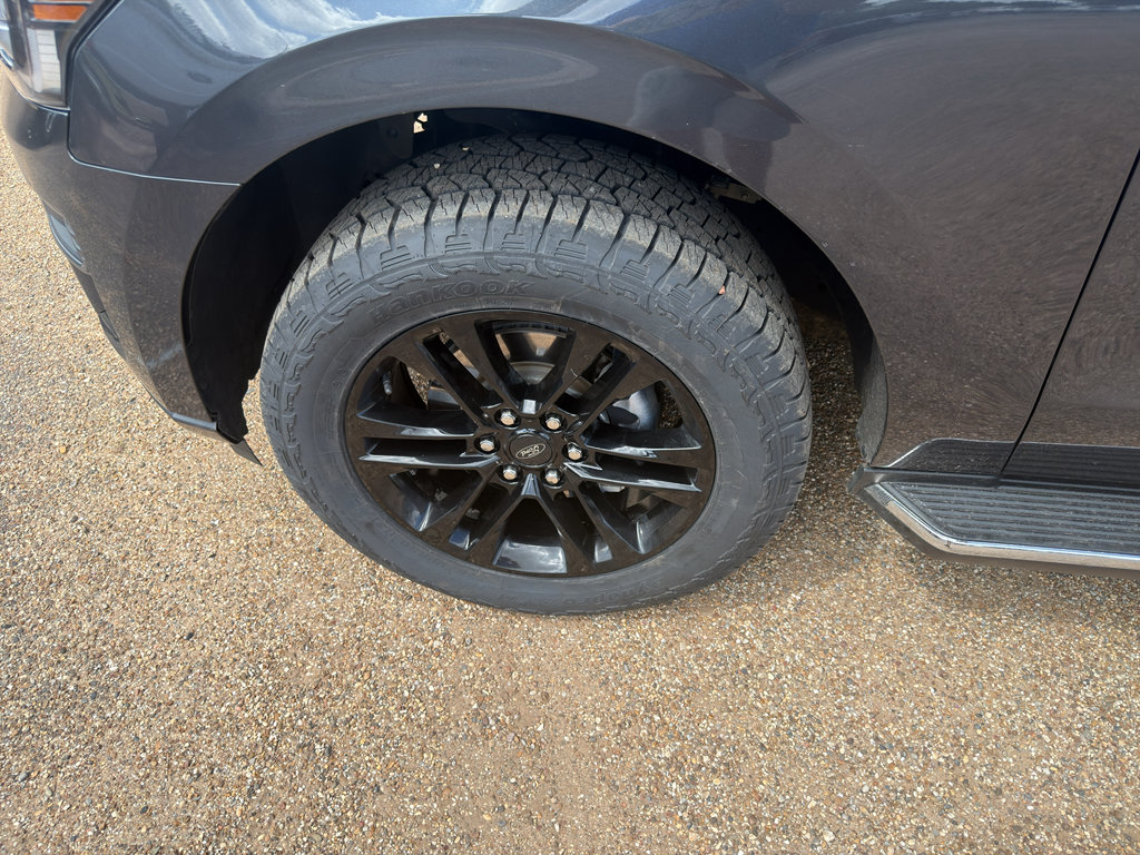 Certified 2022 Ford Expedition XLT RWD image 13