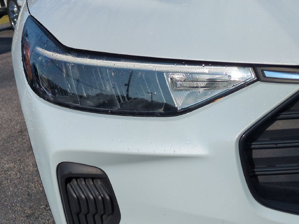 Certified 2025 Ford Escape ST-Line FWD image 11