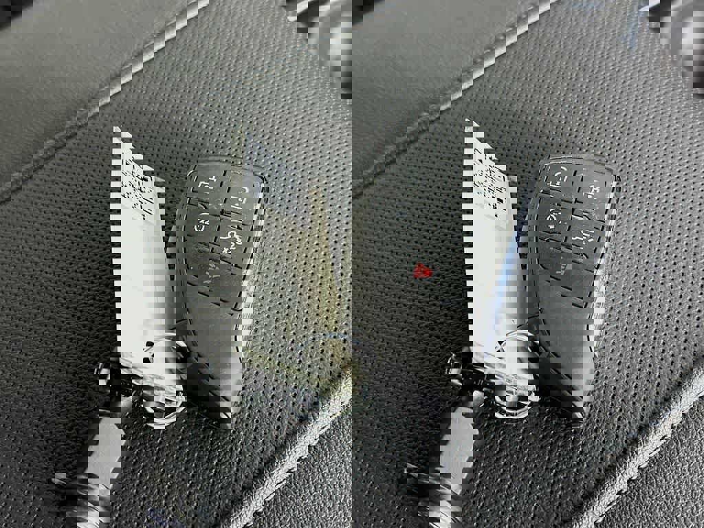 Used 2024 GMC Sierra 2500 SLT w/ SLT Premium Package image 25