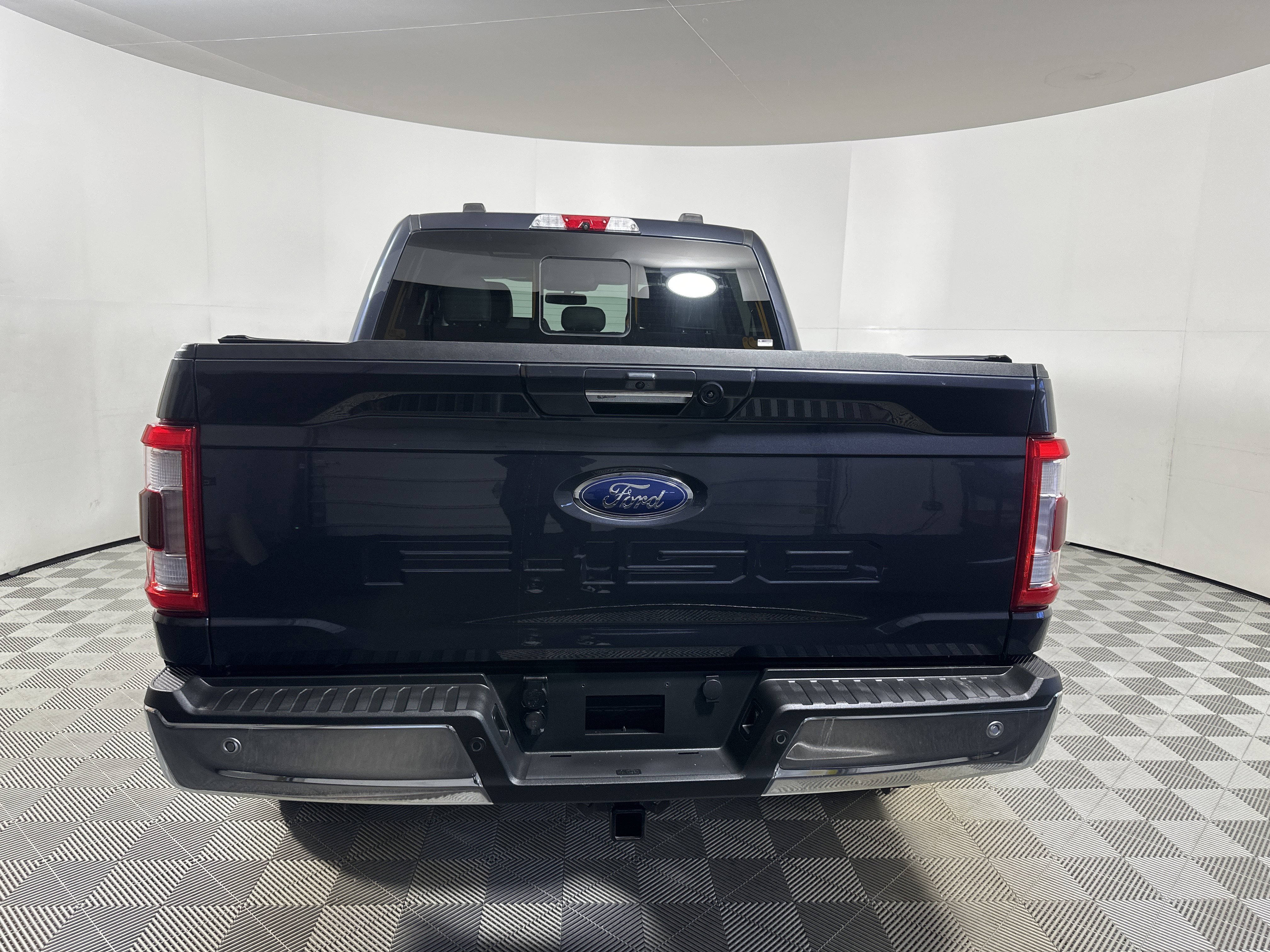 Certified 2021 Ford F150 Lariat w/ Equipment Group 502A High image 4