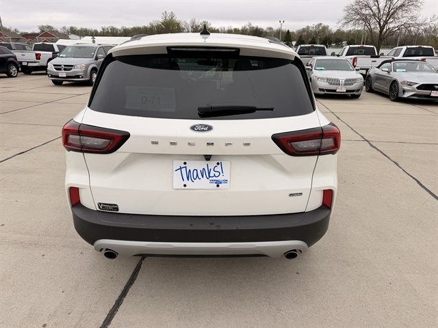 Certified 2024 Ford Escape SE FWD image 6