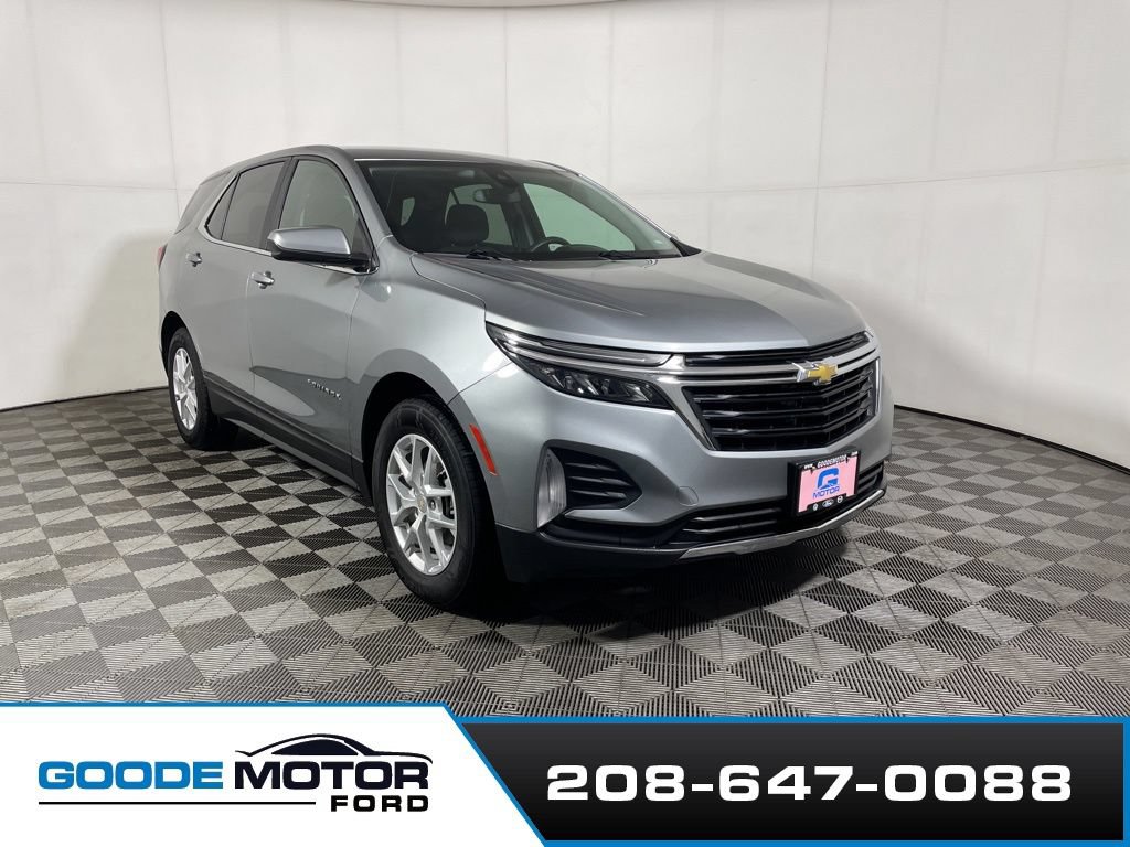 Used 2023 Chevrolet Equinox LT FWD image 2
