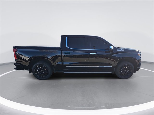 Used 2025 Chevrolet Silverado 1500 High Country image 6