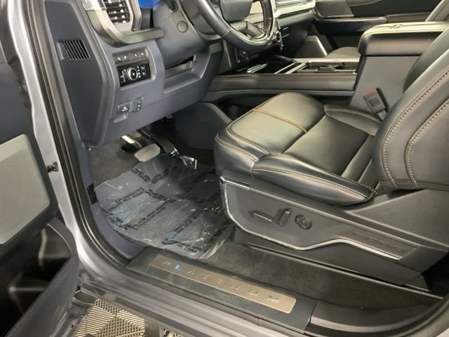 Certified 2024 Ford F350 Platinum w/ FX4 Off-Road Package AWD/4WD image 19