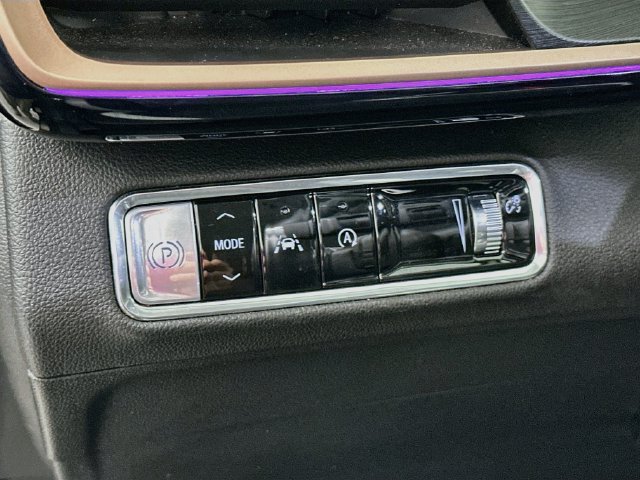 Used 2024 Buick Envision Sport Touring AWD/4WD image 16