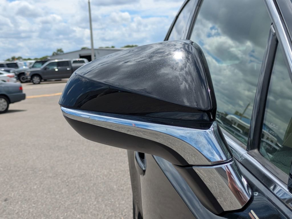 Used 2018 Lexus NX 300 FWD w/ Comfort Package image 12