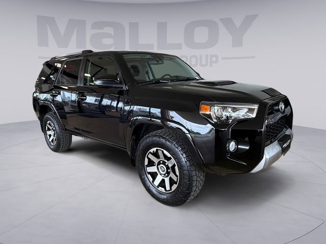 Used 2018 Toyota 4Runner TRD Off-Road Premium AWD/4WD image 7
