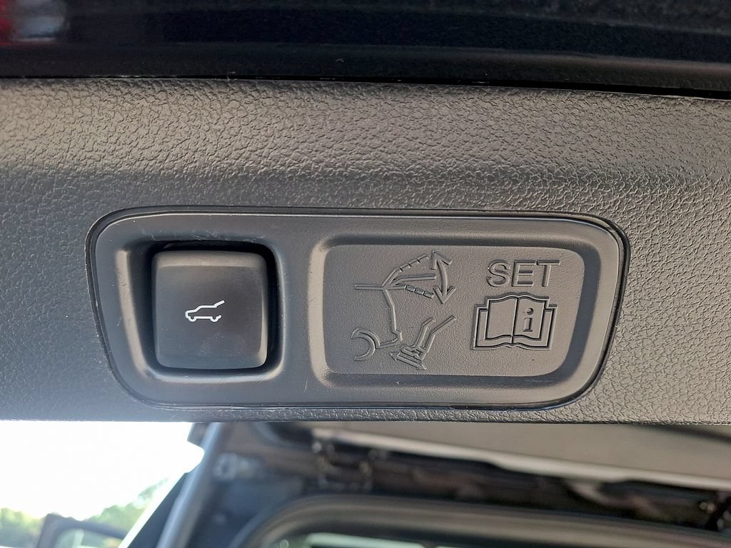 Certified 2023 Ford Expedition Platinum AWD/4WD image 30