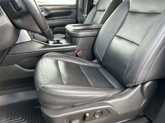 Used 2022 Chevrolet Suburban Z71 image 31