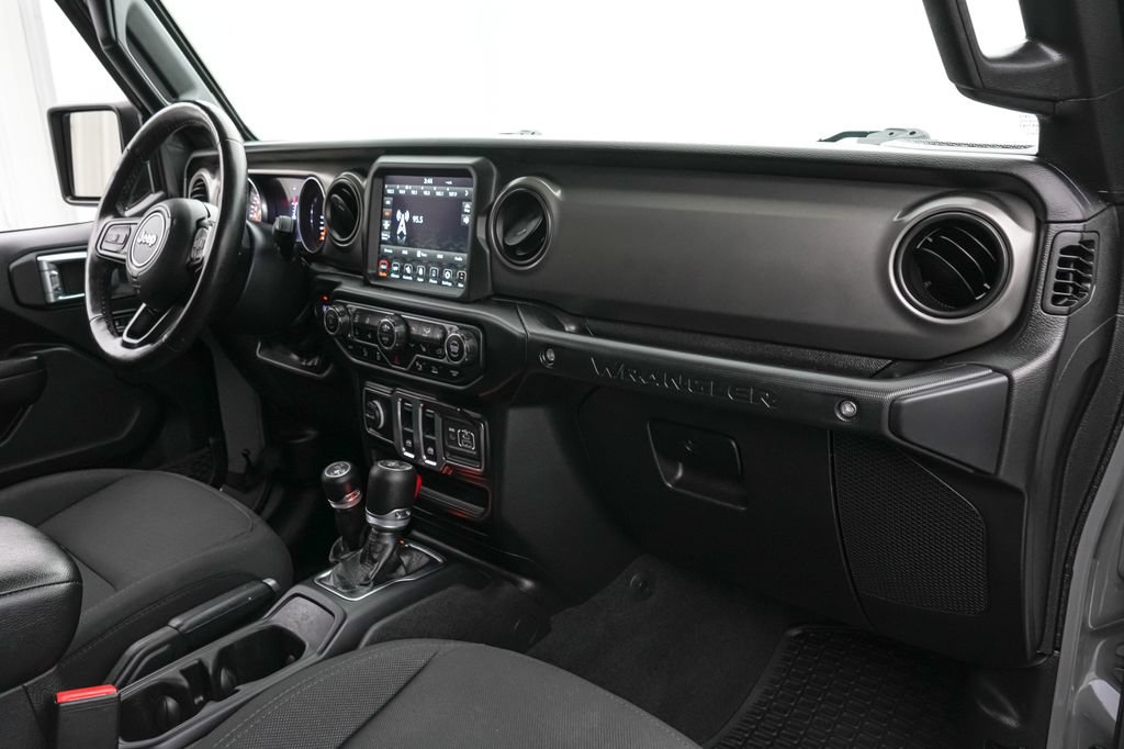 Used 2022 Jeep Wrangler Sport AWD/4WD image 25