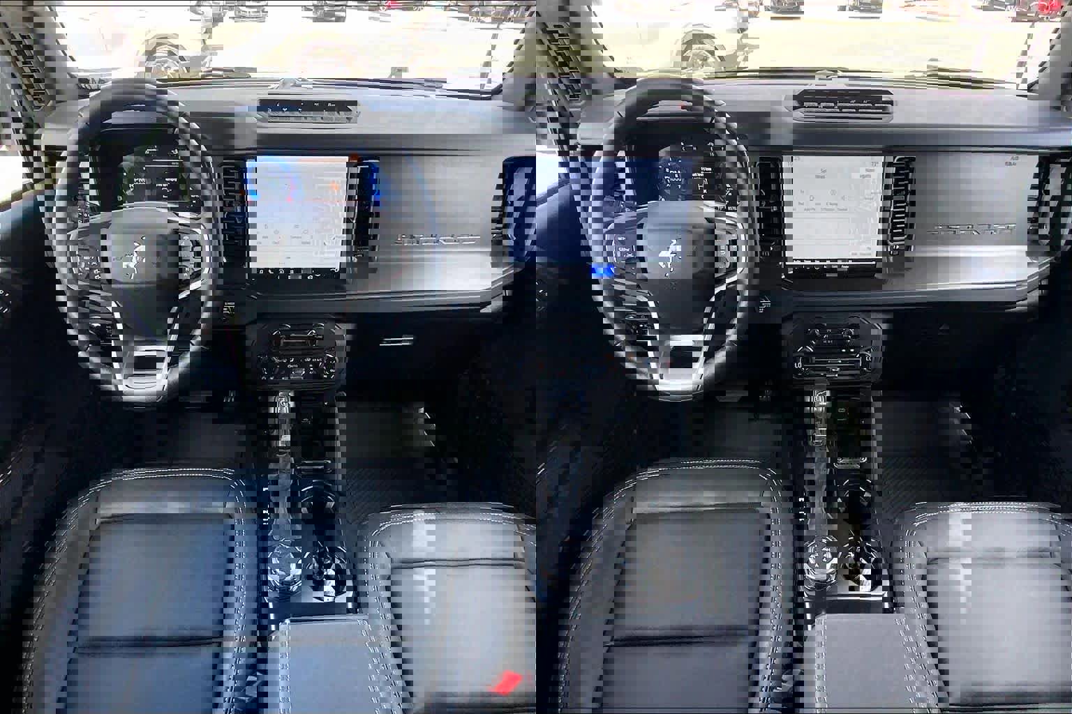 Certified 2025 Ford Bronco Badlands w/ Sasquatch Package image 16