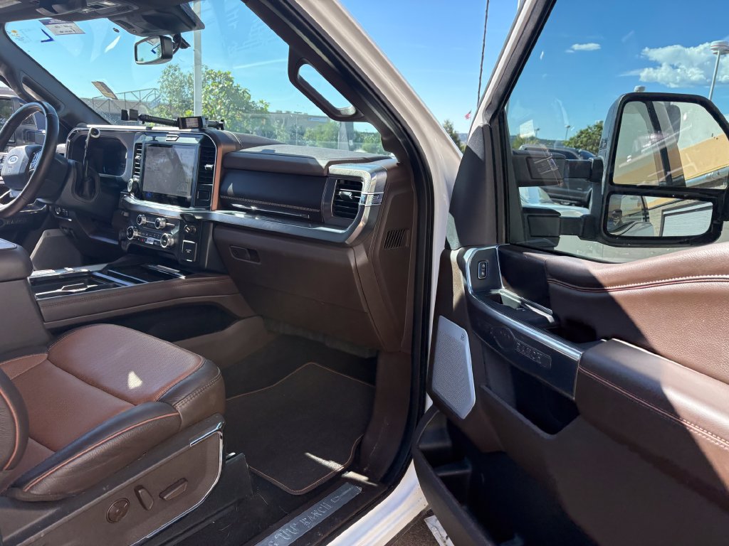 Certified 2025 Ford F250 King Ranch AWD/4WD image 47