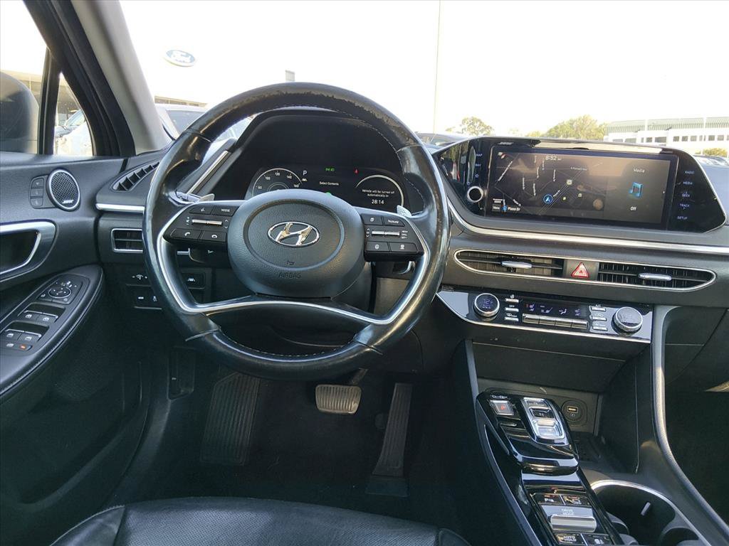 Used 2022 Hyundai Sonata Limited FWD image 11