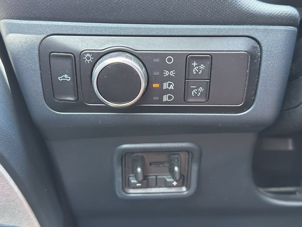 Certified 2023 Ford Maverick XLT w/ Equipment Group 300A Standard AWD/4WD image 18