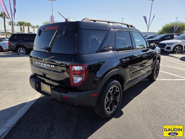 Certified 2025 Ford Bronco Sport Outer Banks w/ Outer Banks Tech Package+ AWD/4WD image 7
