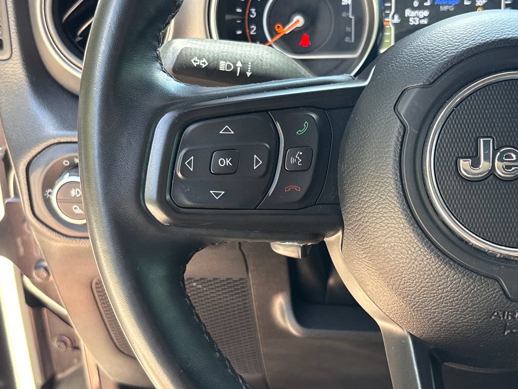 Used 2022 Jeep Gladiator Sport AWD/4WD image 18
