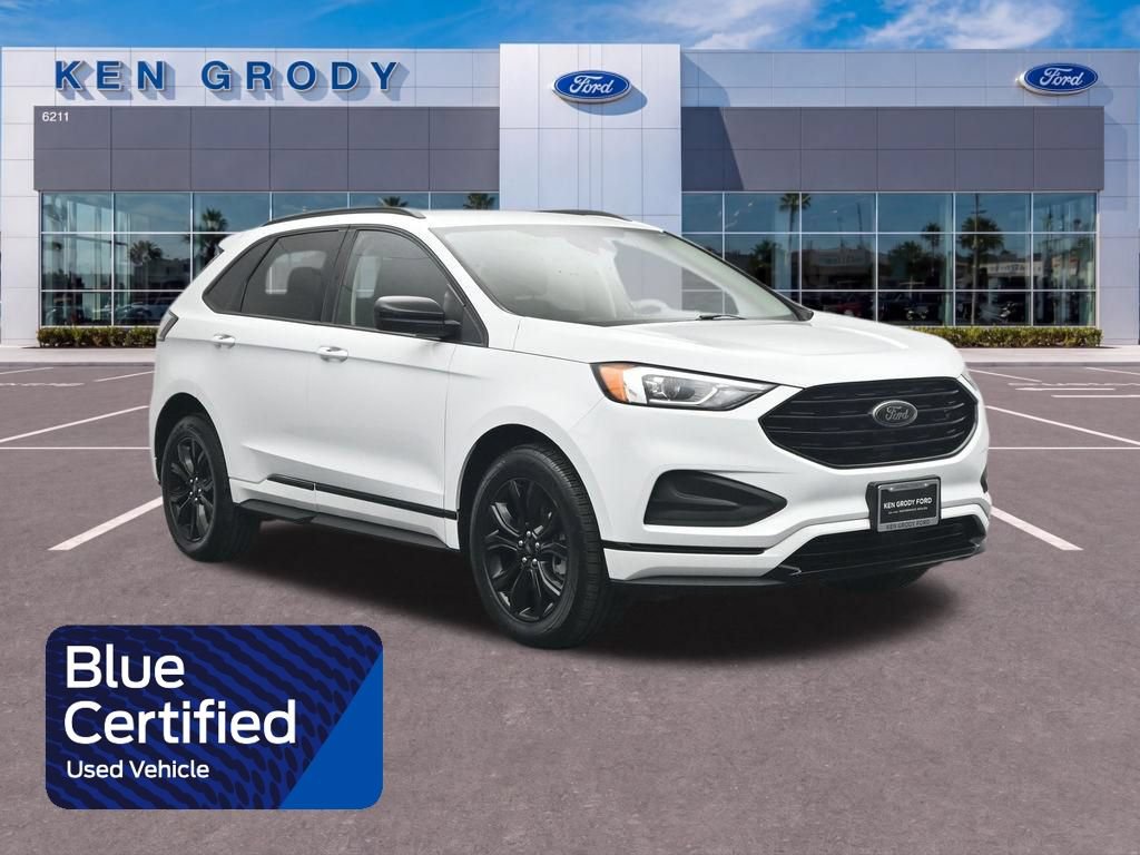 Certified 2022 Ford Edge SE w/ Black Appearance Package