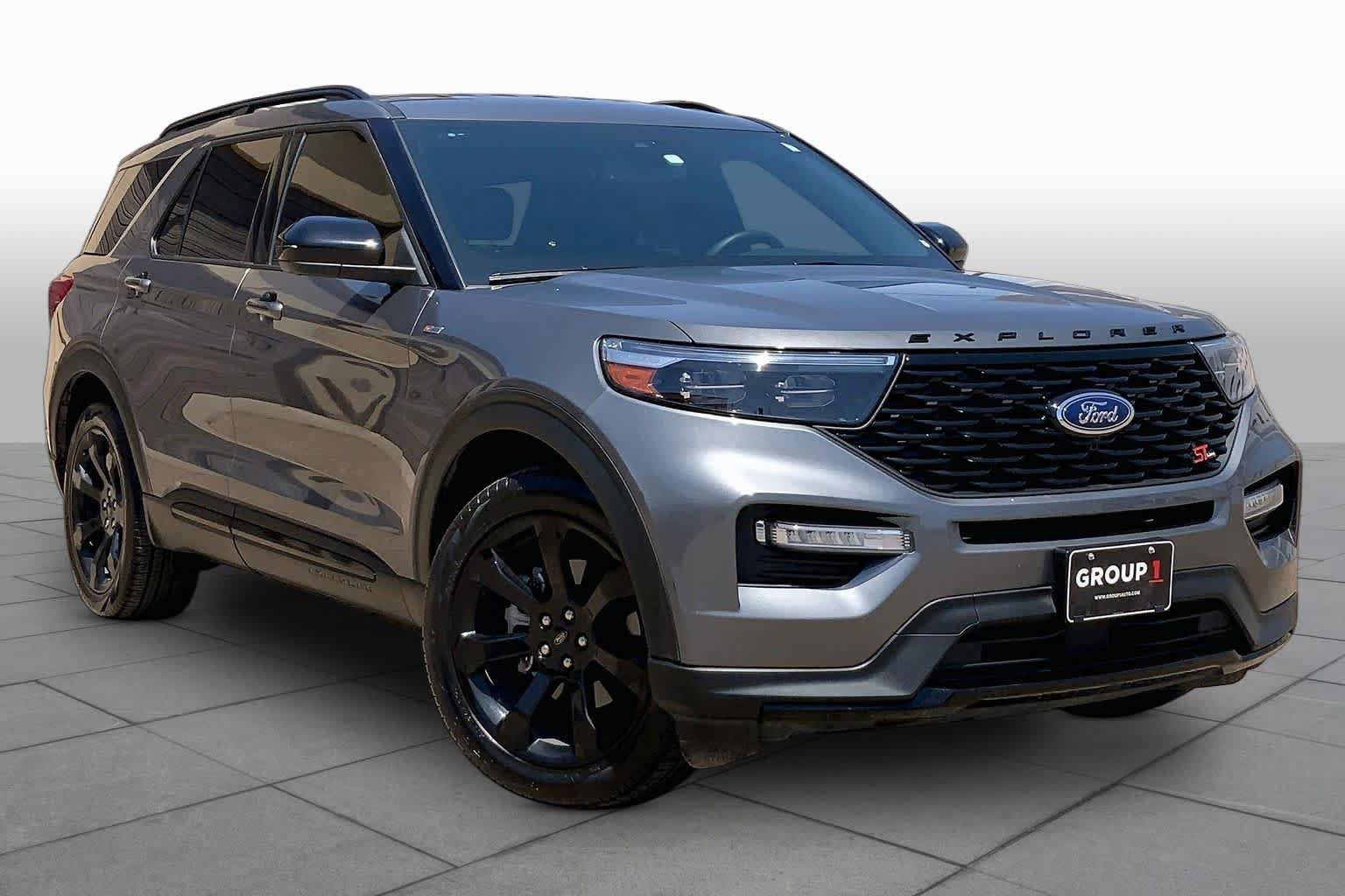 Certified 2023 Ford Explorer ST-Line w/ Class IV Trailer Tow Package RWD image 3