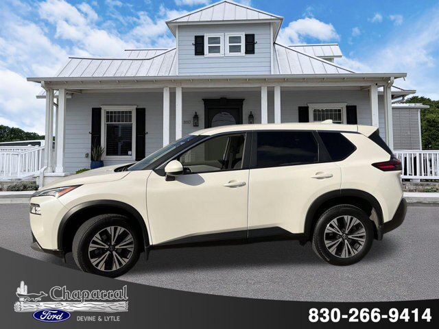 Used 2023 Nissan Rogue SV FWD image 3