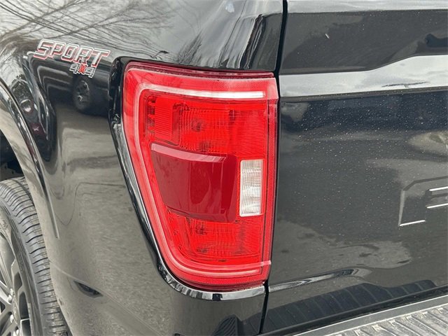 Certified 2022 Ford F150 XLT w/ Equipment Group 302A High image 11