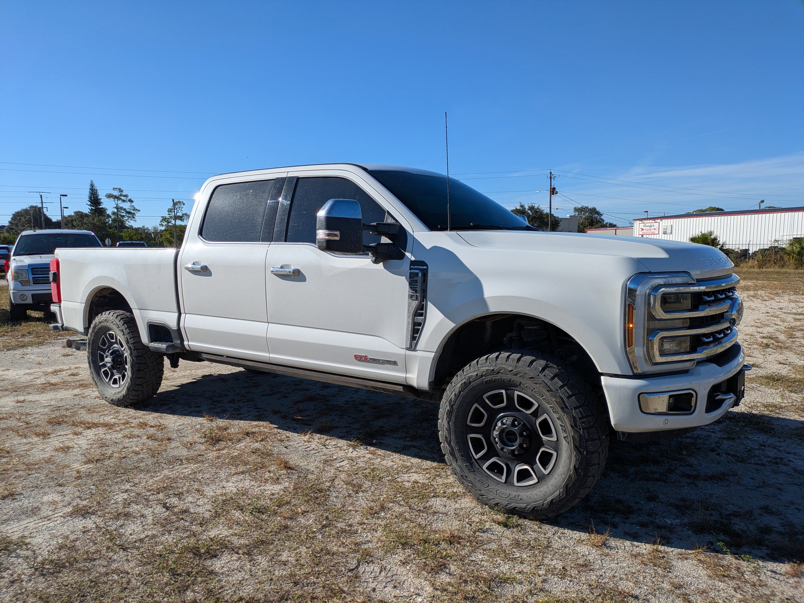 Certified 2024 Ford F250 Platinum image 2