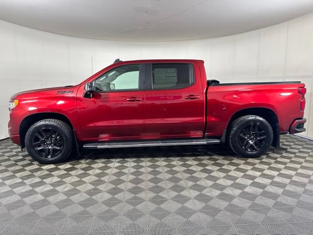 Used 2022 Chevrolet Silverado 1500 RST w/ Convenience Package II AWD/4WD image 7