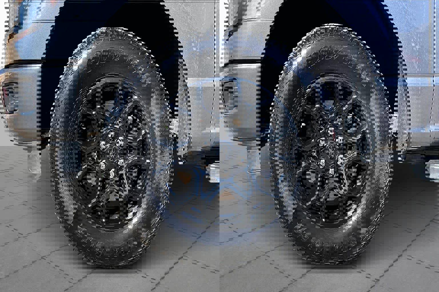 Certified 2024 Ford F150 XLT w/ Equipment Group 302A MID image 11