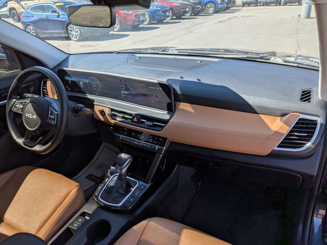 Used 2024 Kia Seltos SX w/ SX Sunroof Package image 24