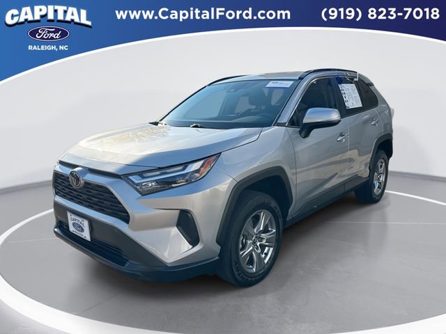 Used 2024 Toyota RAV4 XLE image 1