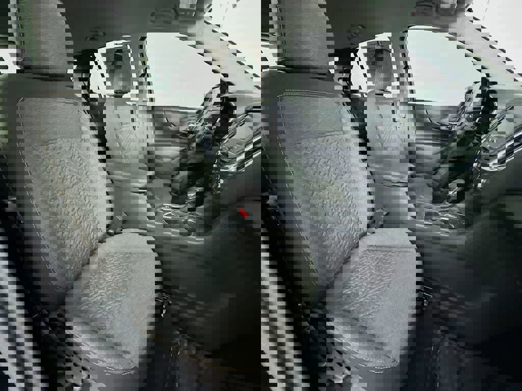 Used 2024 Chevrolet Equinox LT image 18