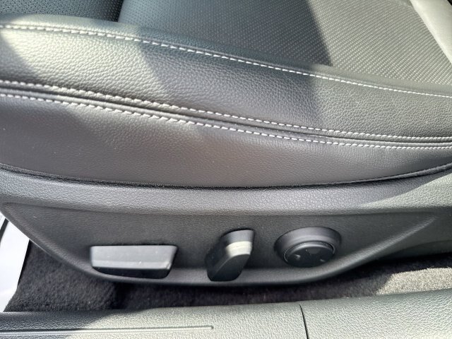 Used 2026 Genesis G70 2.5T RWD image 12