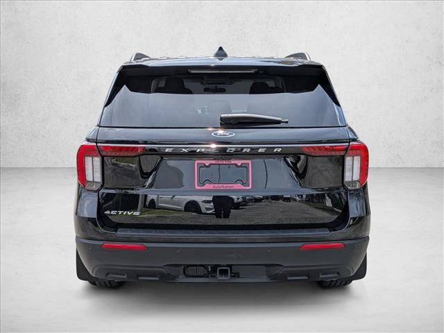 Certified 2025 Ford Explorer Active RWD image 6