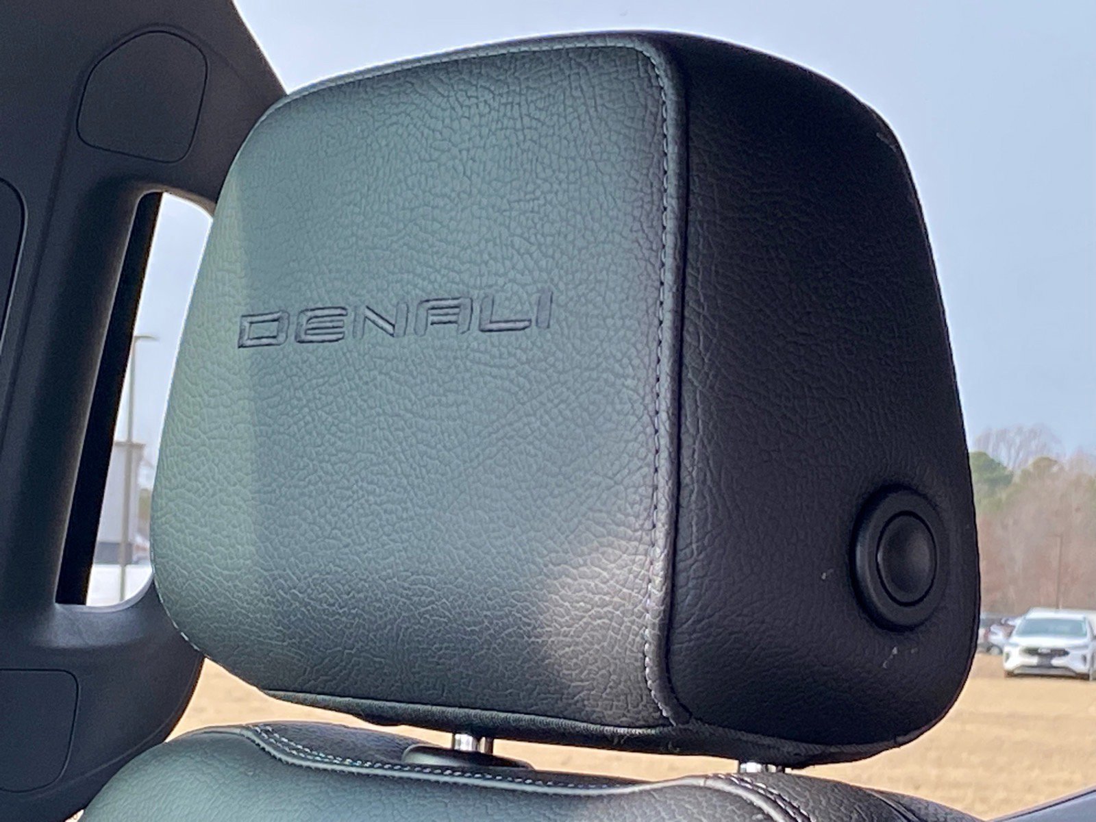 Used 2019 GMC Sierra 1500 Denali image 15