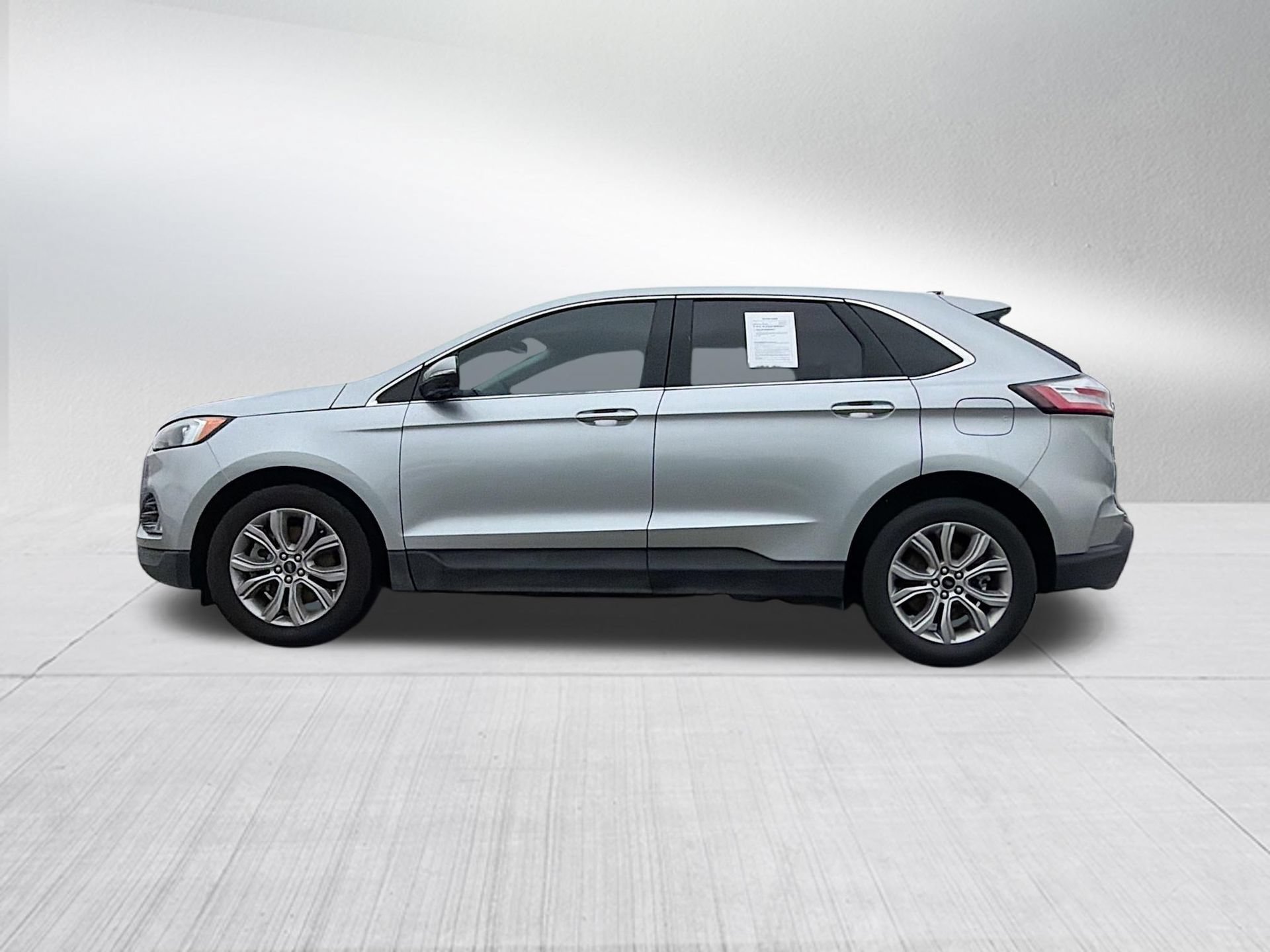 Certified 2023 Ford Edge Titanium AWD/4WD image 10