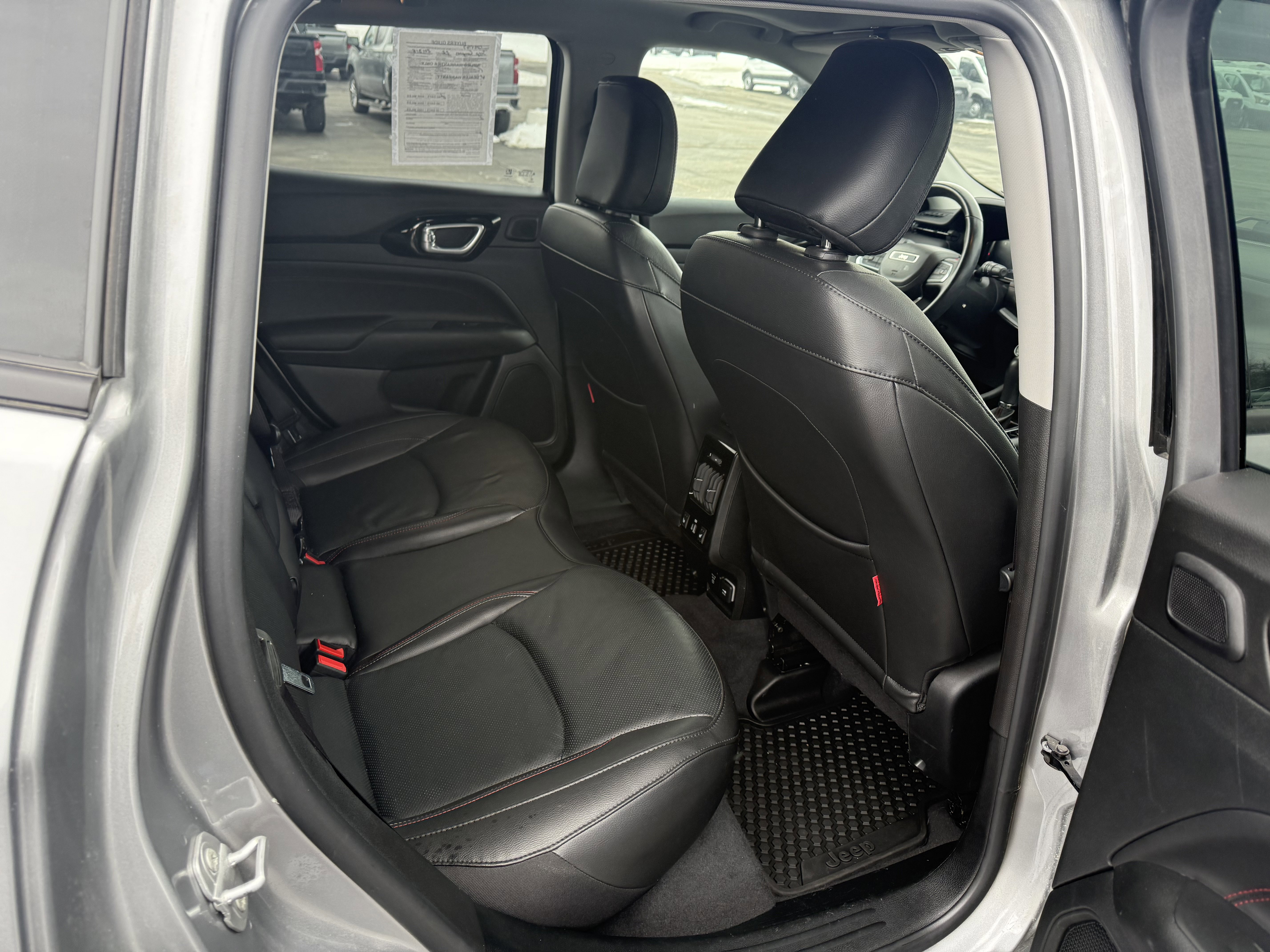 Used 2022 Jeep Compass Trailhawk w/ Trailhawk Elite Group image 9