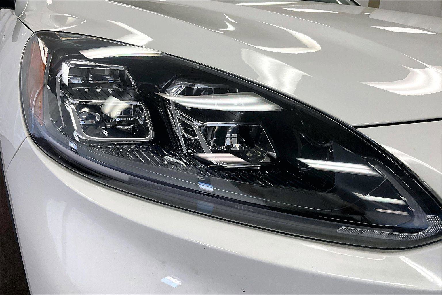 Certified 2022 Ford Escape Titanium w/ Class II Trailer Tow Package image 27