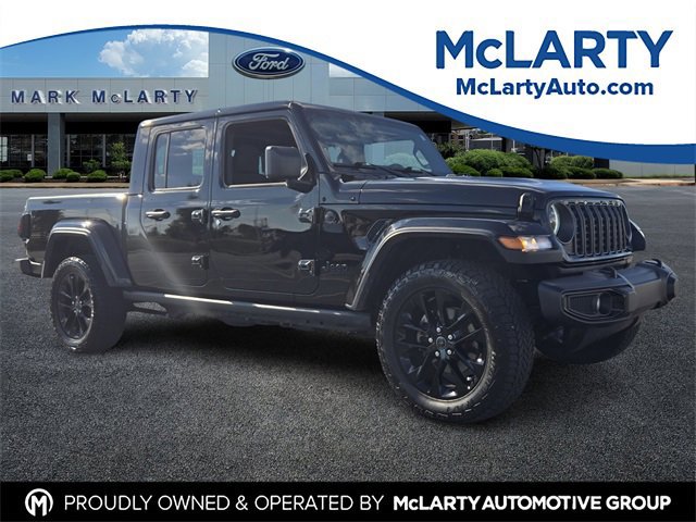 Used 2025 Jeep Gladiator Sport image 7