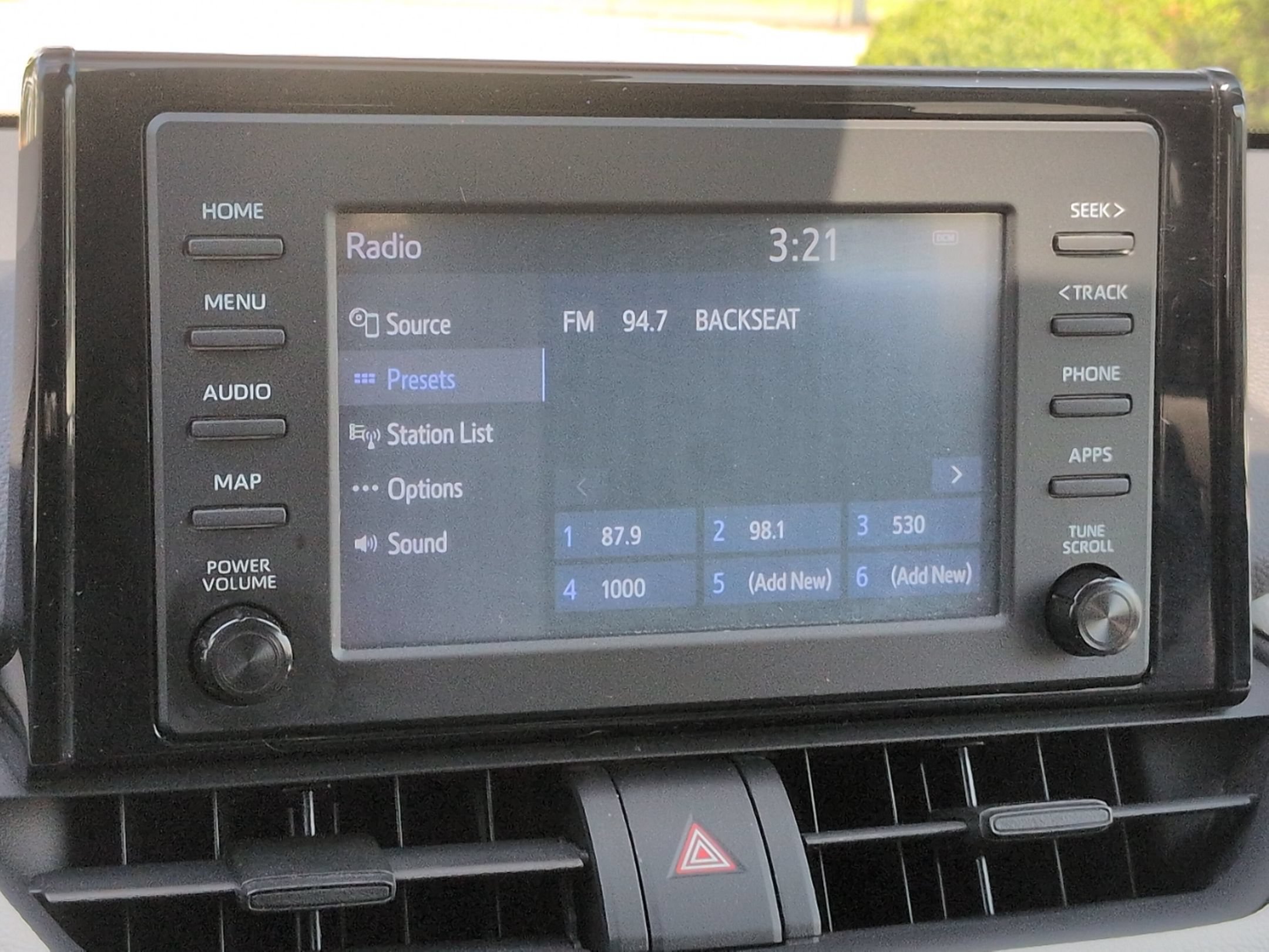 Used 2019 Toyota RAV4 XLE FWD image 23