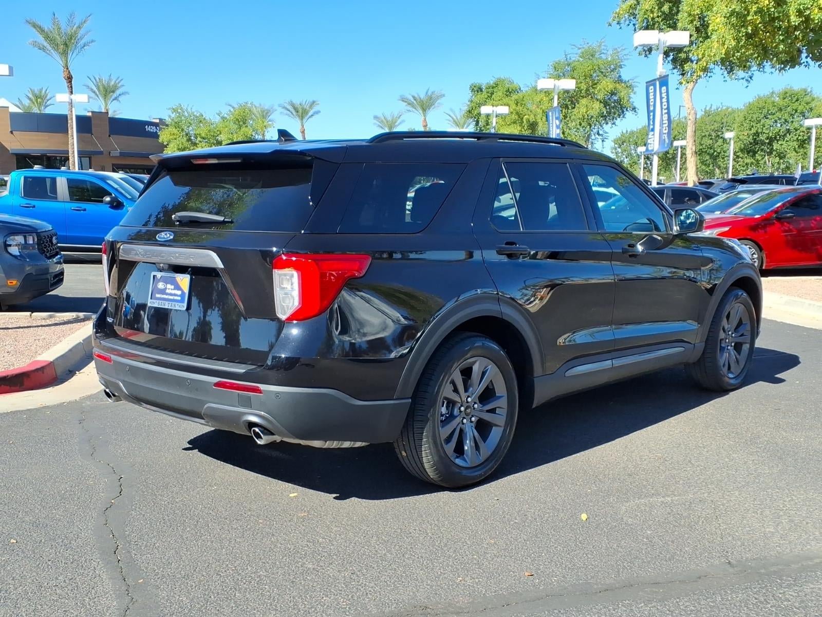 Certified 2023 Ford Explorer XLT w/ Equipment Group 202A RWD image 4