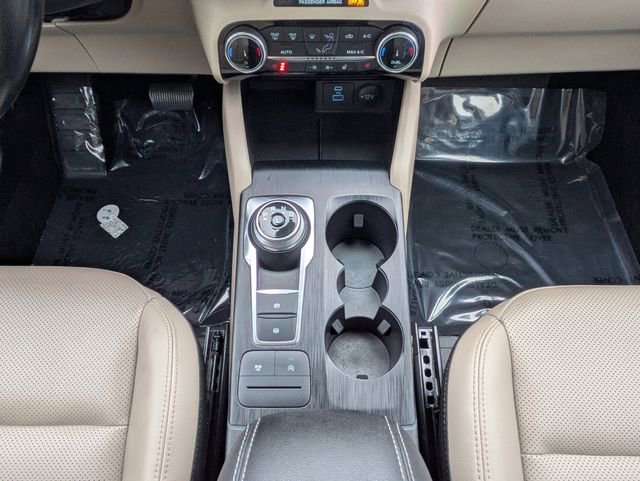 Certified 2022 Ford Escape SEL image 19