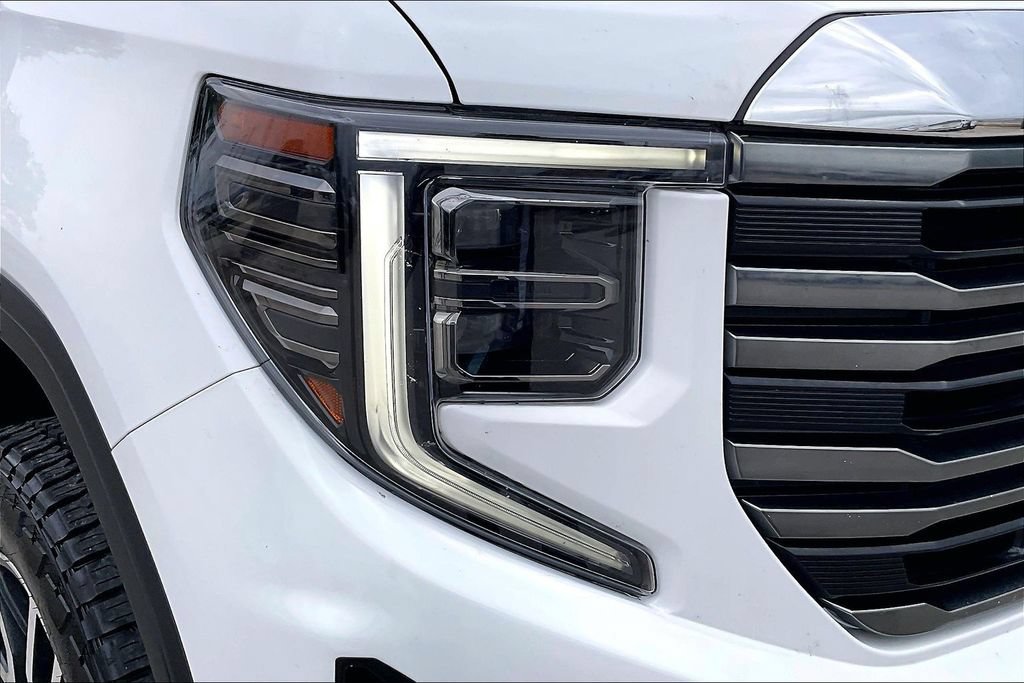 Used 2023 GMC Sierra 1500 AT4 w/ AT4 Preferred Package AWD/4WD image 33