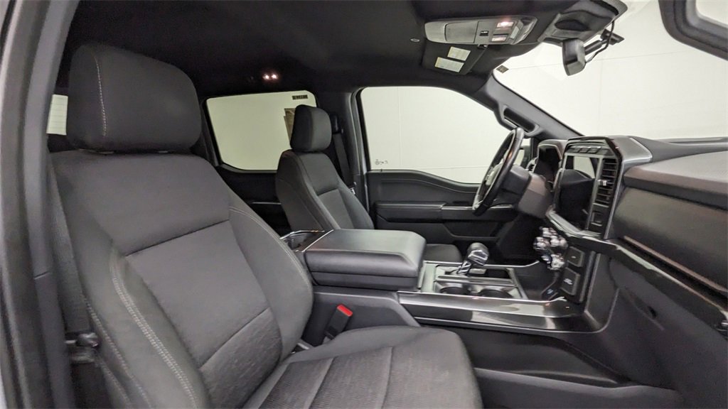 Certified 2022 Ford F150 XLT w/ Equipment Group 302A High image 38