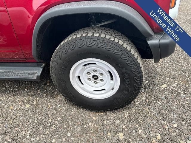 Certified 2025 Ford Bronco Heritage Edition AWD/4WD image 13